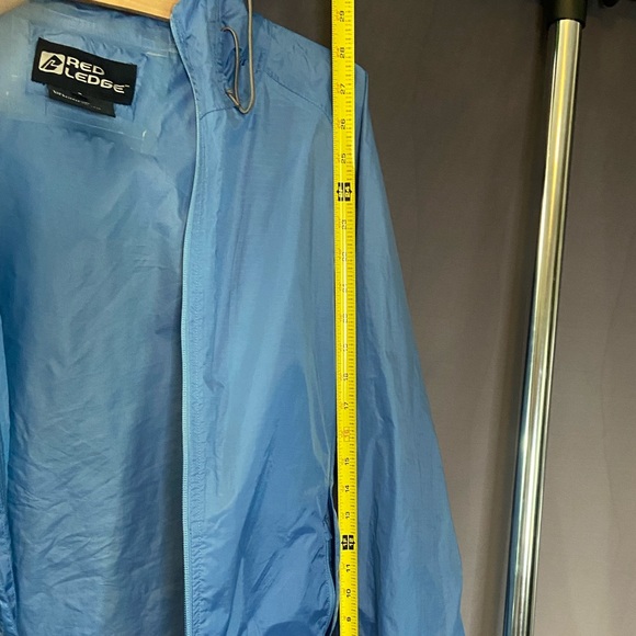 Red Ledge packable Rain Jacket, L - Picture 6 of 11